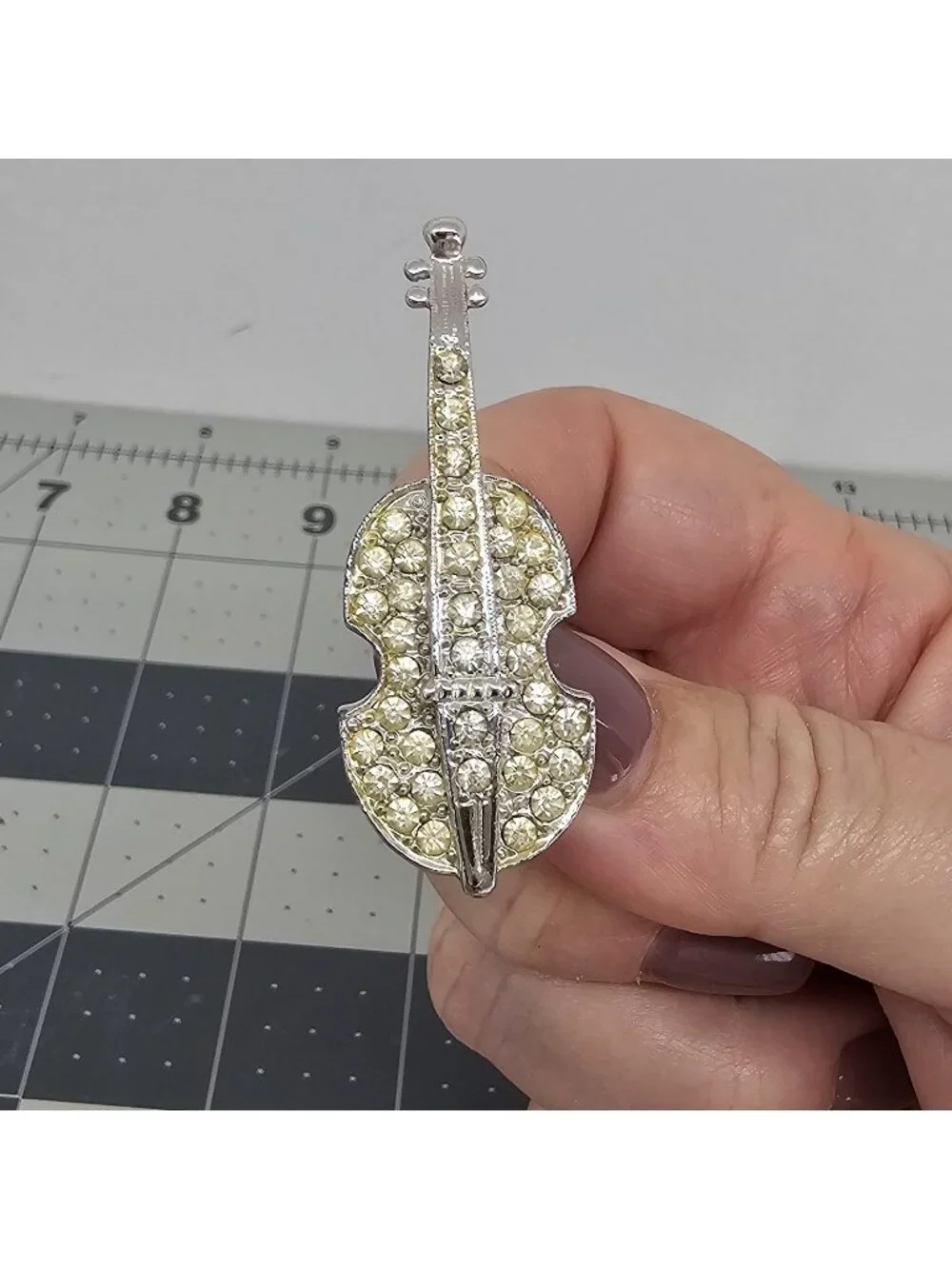 Vintage Pell Silver-Tone Rhinestone Violin Cello Music Pin Brooch